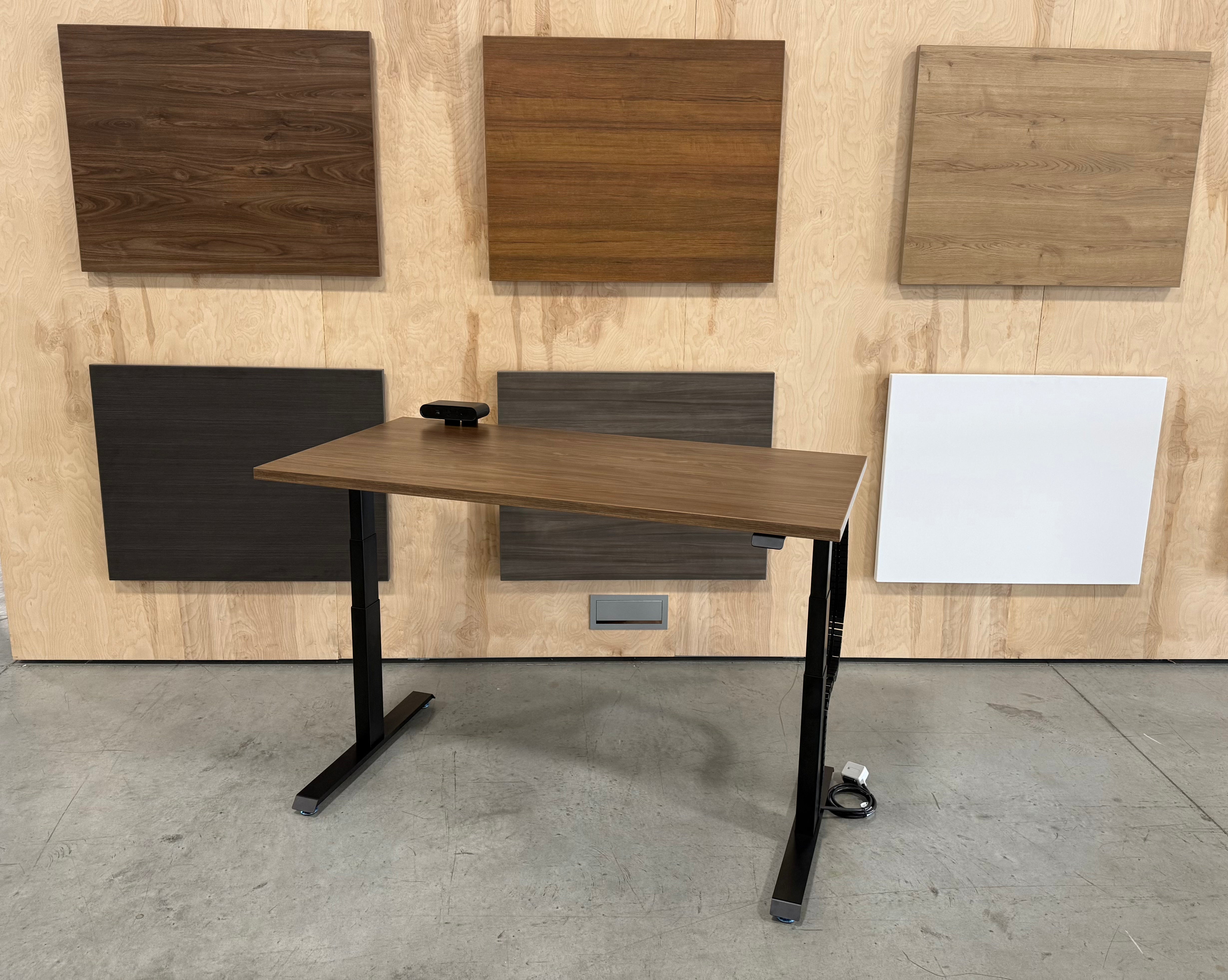 Detroit Desk – DeskHaus
