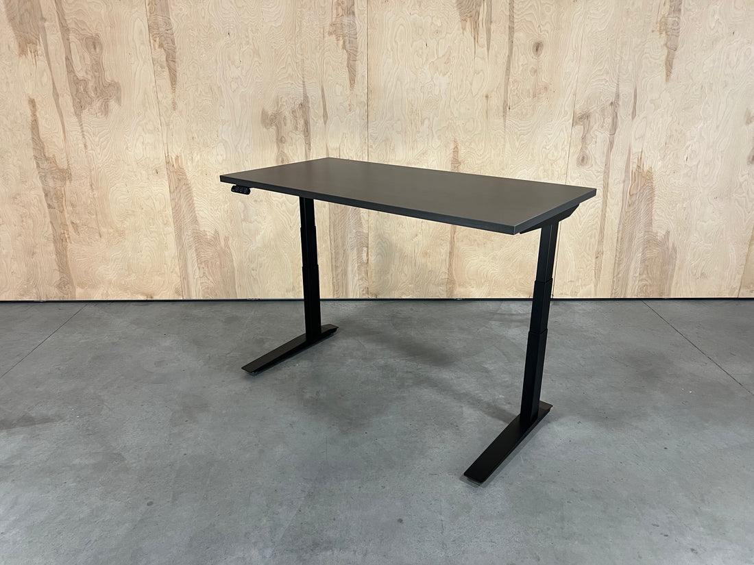 Deskhaus Peak - Two Leg