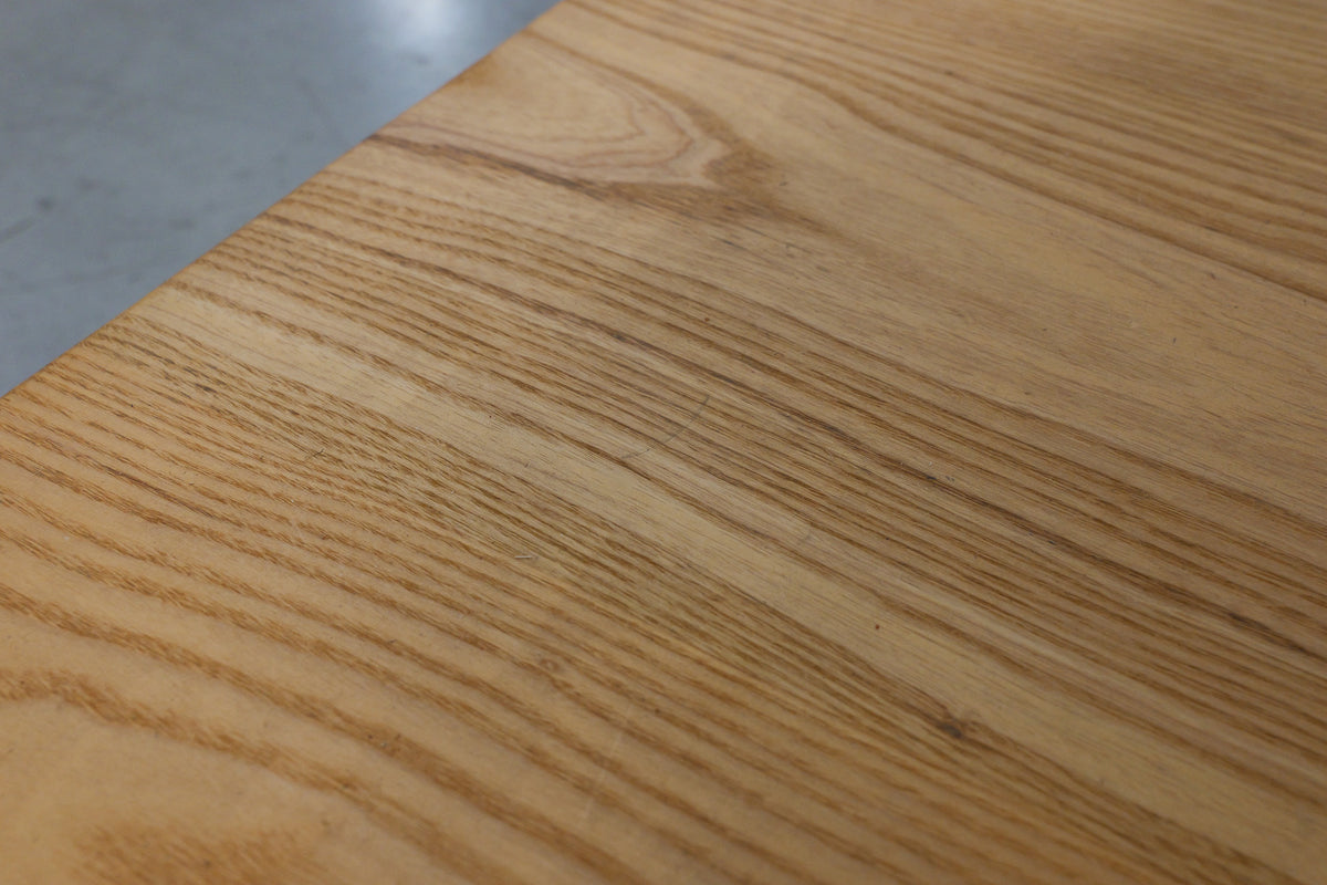 Light scratches across the grain